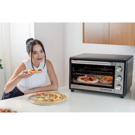 Lifestyle oven image