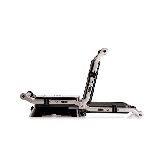 BD Toaster Feature beauty white background