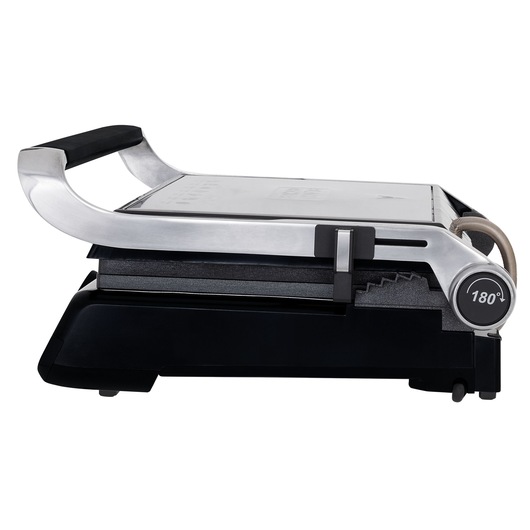 Closed product on white background, side view