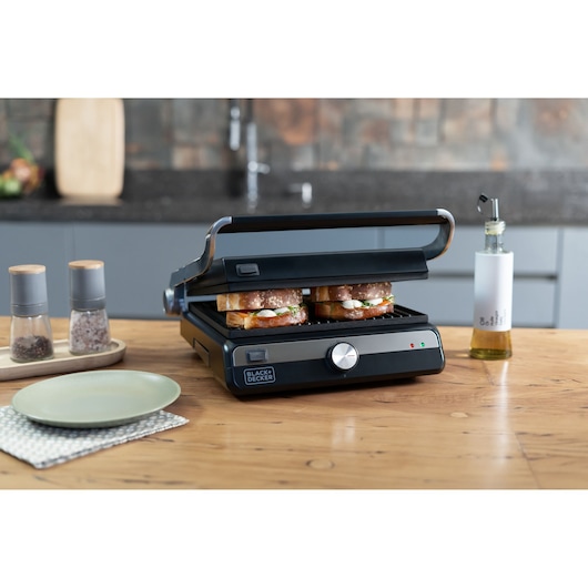 BLACK+DECKER eletric lunch box envirioment