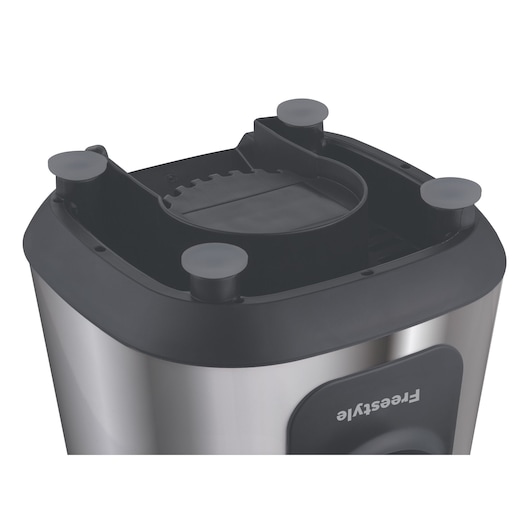 BLACKDECKER LP320 stainless steel trash can top view with black lid and grey push buttons.